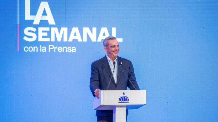 Presidente Abinader presenta logros sobre transparencia gubernamental