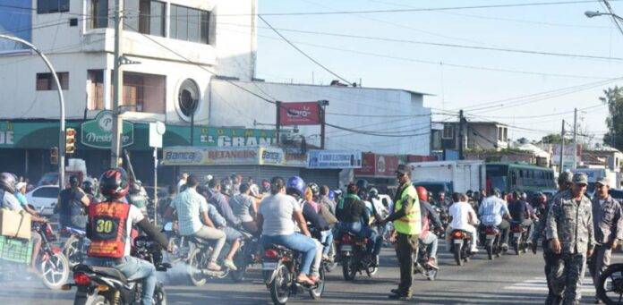 «Oposición tergiversa declaraciones de Abinader sobre placas de motores: ‘Los motoconchos son una plaga'»