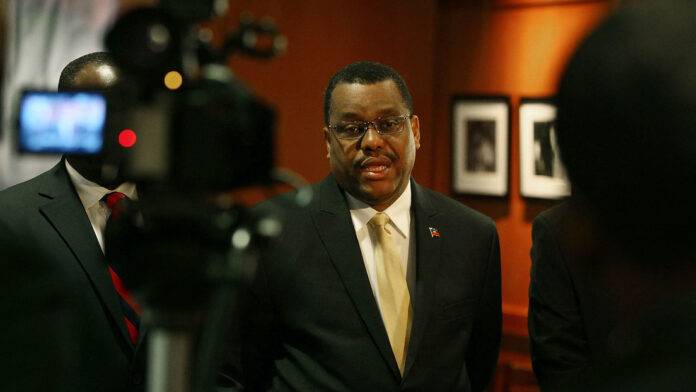 Nuevo primer ministro de Haití denuncia irregularidades en contratos otorgados a Félix Bautista en 2012