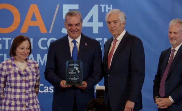 Por su Liderazgo en Las Américas, Abinader es Galardonado con el Premio Chairman’s Award