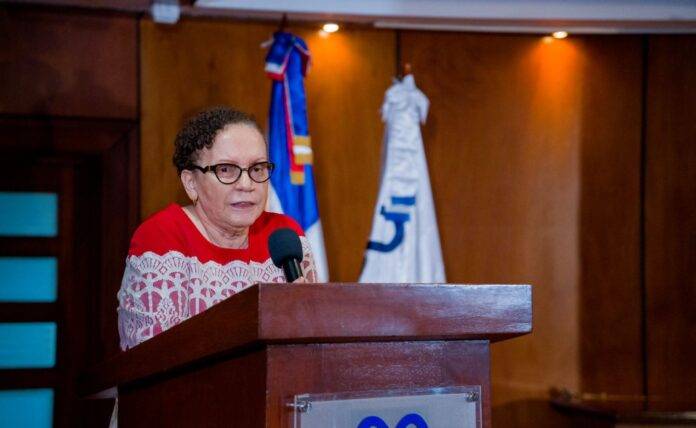 Procuradora Miriam Germán llama a formar hijos con valores