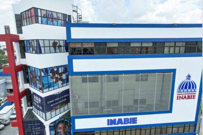 INABIE aclara no tiene compromisos de pago con productores de leche de Monte Plata