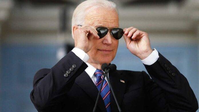 Biden busca un administrador de memes; pagará hasta 85 mil dólares al año
