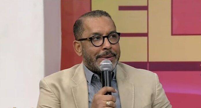 Muere Carlos Vargas, comunicador del “Show del mediodía” de un infarto