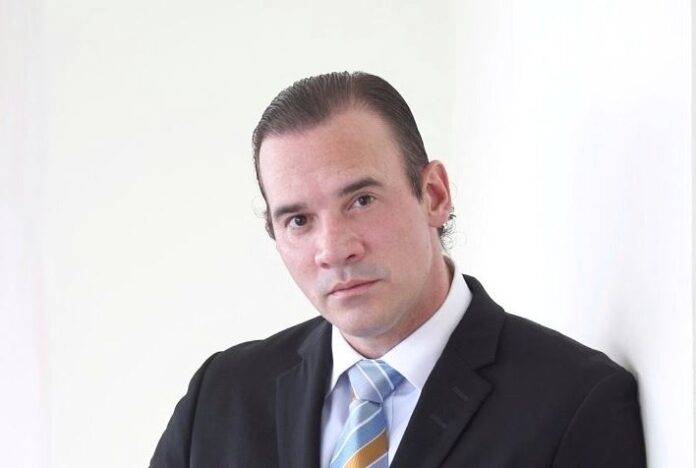 Somos Pueblo se Enorgullece en Recibir a Manuel Alvarez como Asesor Tecnológico y Columnista