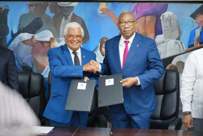 UASD recibe del Estado terreno para construir Ciudad Universitaria en SDE