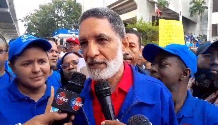 Presidente de ADP en Santiago califica el incremento salarial del 8% como absurdo e inadmisible