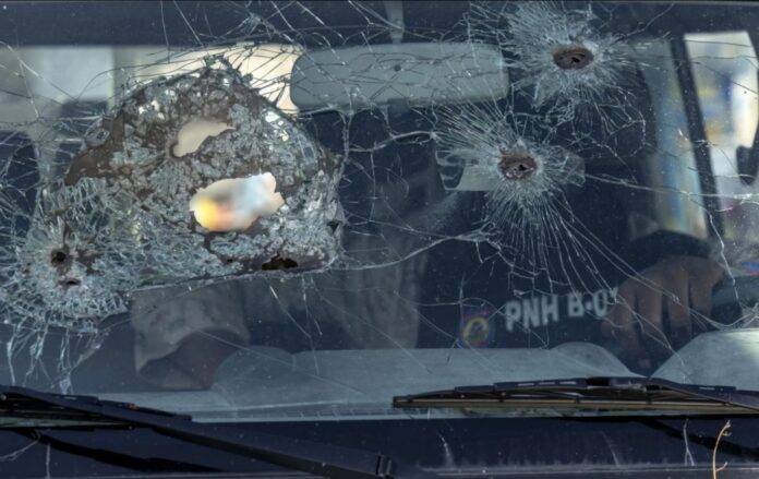 Haitianos exigen dimisión y arresto de jefe de policía tras nuevo ataque de pandillas