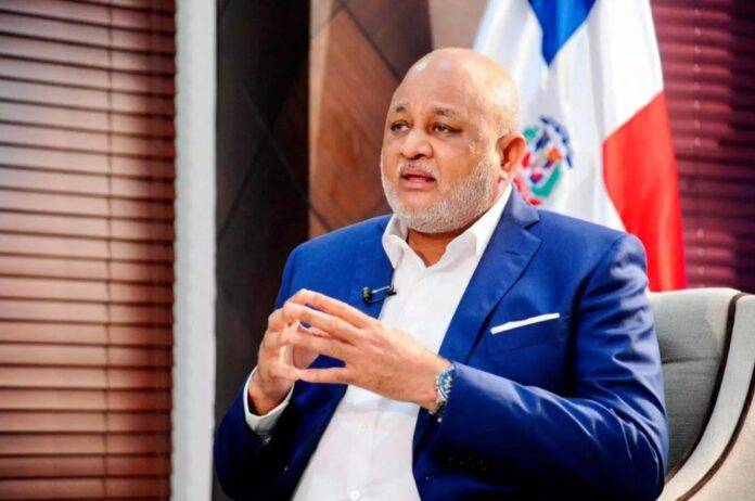 Roberto Fulcar admite que Omar Fernández es muy buen candidato