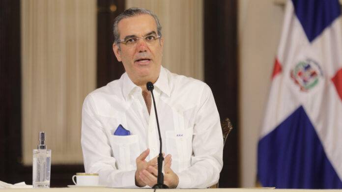 Abinader responde a Alex Rodríguez; dice le encantaría conversar para traer un partido de exhibición de NBA al país