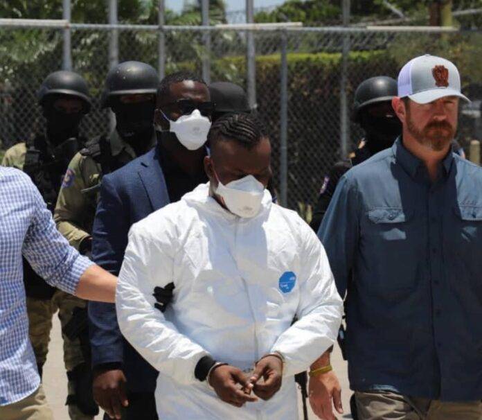 Fiscalía de Florida demanda prisión perpetua para el cabecilla de la banda haitiana 400 Mawozo