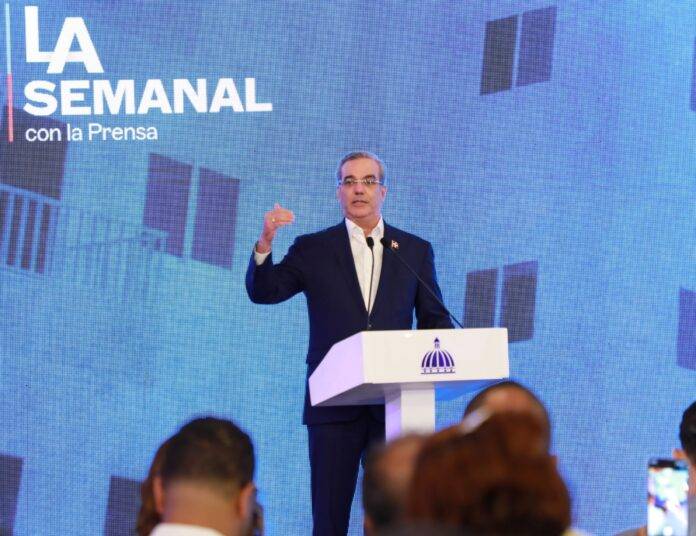 Abinader responde a las acusaciones de Leonel sobre compra de votos: “Ya yo dejé las elecciones atrás”