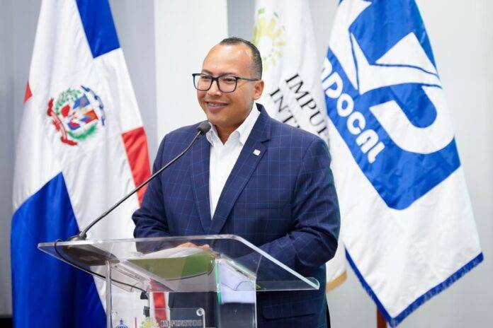Presidente Abinader designa a Lorenzo David Ramírez Uribe como director general de Pasaportes