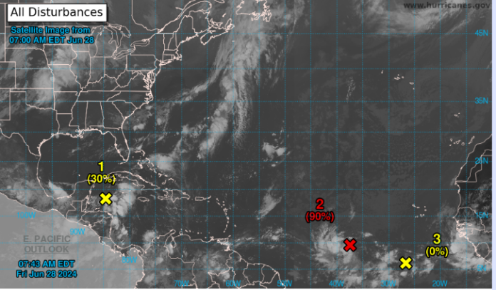 Sistema alcanza 90 % de probabilidad convertirse en ciclón tropical este viernes o sábado