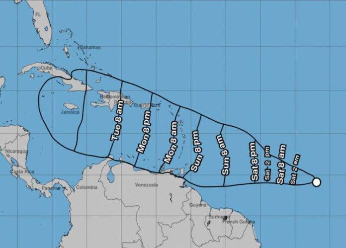 Depresión Tropical se Dirige Hacia el Territorio Dominicano