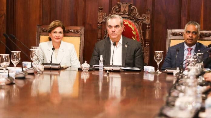 Abinader encabeza primer consejo de ministros luego de ganar las elecciones