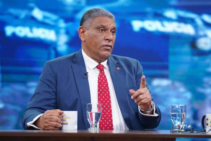 Chú Vásquez defiende los intercambios de disparos: «Las acciones de la PN son para el bien común»