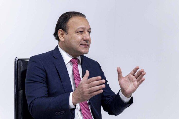 Abel Martínez declara haber gastado 328 millones de pesos en su campaña electoral