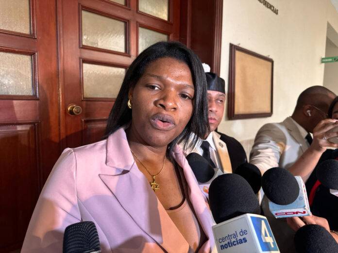 Elizabeth Silverio tras inicio del juicio: «Dios será mi juez»