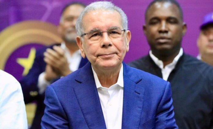 Mayoría de miembros del CP proponen que Danilo siga en la presidencia del PLD