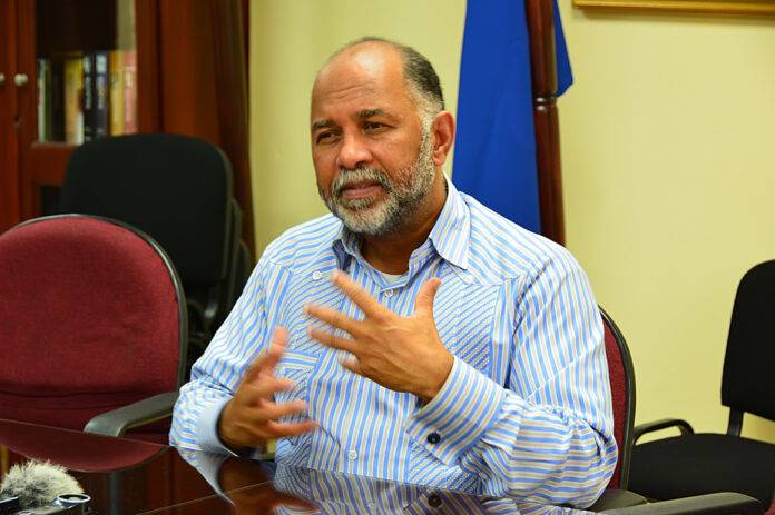 ADP exige respeto al período de vacaciones de los docentes