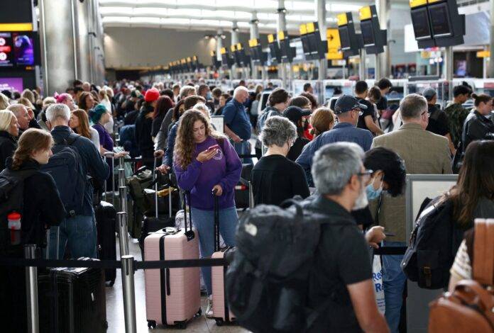 Un corte en las comunicaciones deja en tierra a vuelos de grandes compañías de EEUU