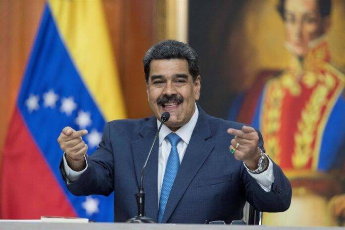 Maduro califica como “ridículos” a expresidentes que intentaron viajar a Venezuela para las elecciones