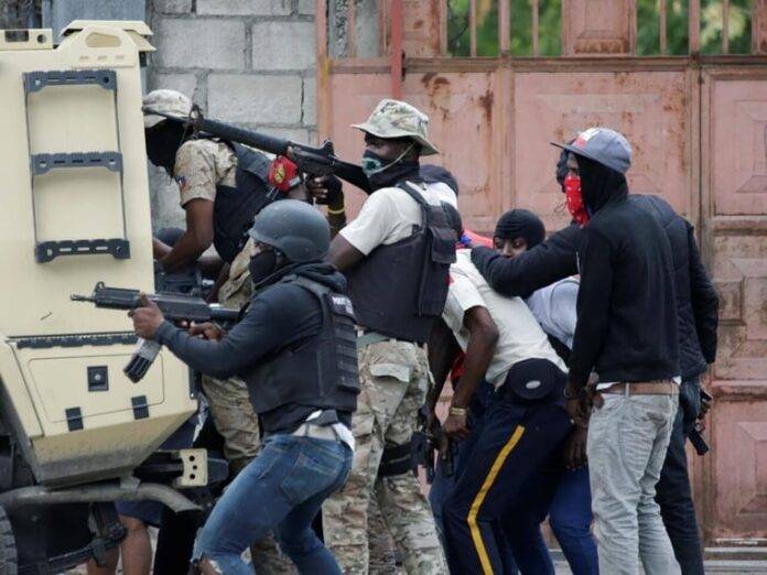 Elevan a 25 los muertos en enfrentamientos entre la Policía de Haití y las bandas