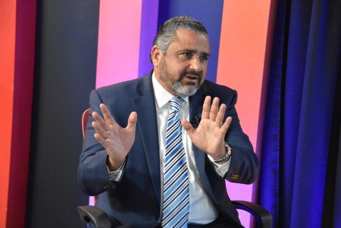 Samir Chami Isa propone disminuir el financiamiento a los partidos políticos