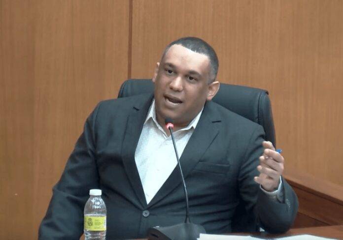 Girón: “En la Guardia, los coroneles no ascienden; eso es de general para arriba”