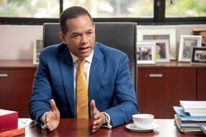 Julio César Valentín respalda la consolidación de elecciones para optimizar el gasto público