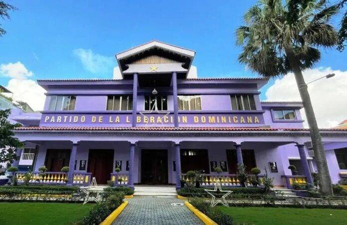 El PLD rechaza la reforma constitucional y critica la gestión del gobierno