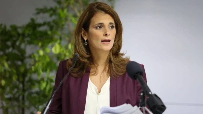 Ligia Bonetti lanza duras críticas por la falta de visión y estrategia en el progreso del país