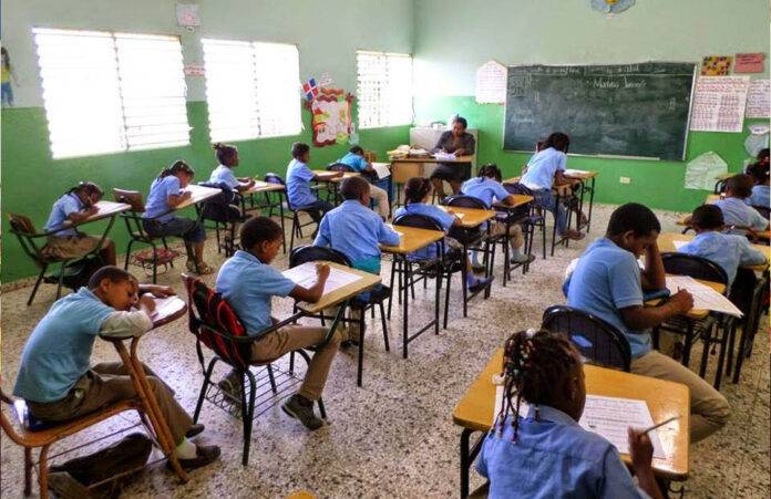 Informe de EE.UU. señala que República Dominicana niega el derecho a la educación a niños haitianos