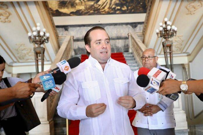 José Ignacio Paliza desmiente aumento de patrimonio y millonaria deuda en tarjetas de crédito