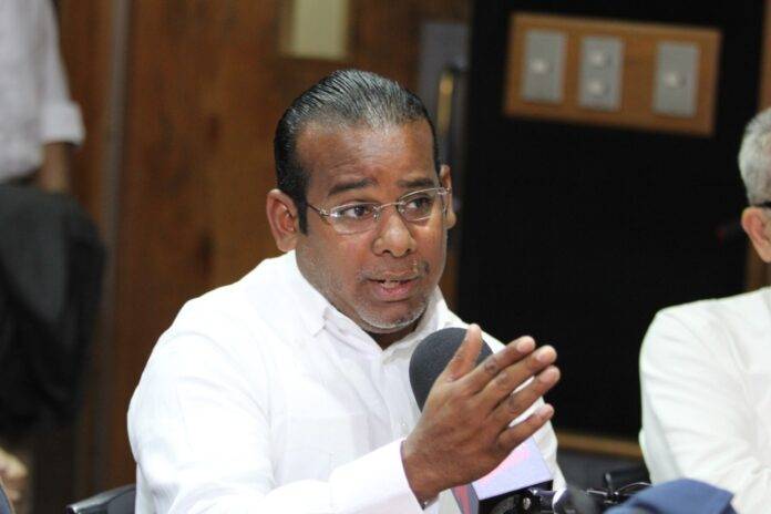 Diputado critica a la Cámara de Cuentas por exigir detalles innecesarios en declaraciones juradas de patrimonio