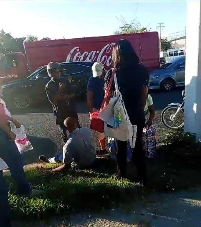 Accidentes frecuentes en la calle Héroes de Luperón por tránsito en vía contraria