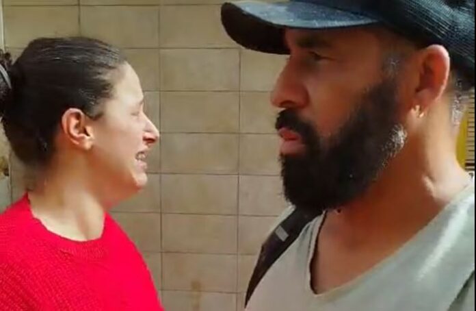 Familia dominicana pierde todo tras paso de la DANA; dirigentes comunitarios acuden en su auxilio