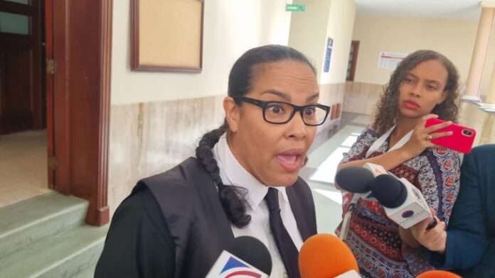 Laura Acosta acusa a Wilson Camacho de amenazar a Hugo Beras durante medida de coerción