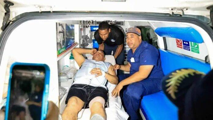 Coronel herido durante secuestro en cárcel de Azua recibe atención médica en hospital policial