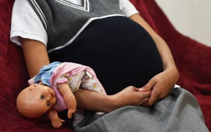 UNICEF alerta sobre altos niveles de maternidad temprana y vulnerabilidad de las niñas en República Dominicana