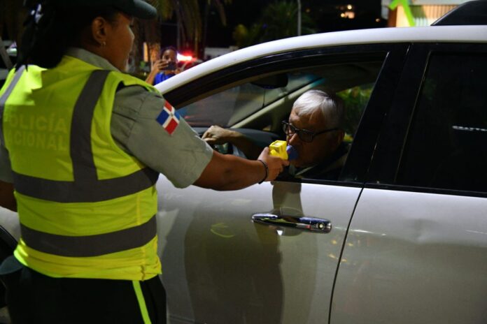 Intrant alerta: 20% de conductores dio positivo en alcohol; 10% excedió el límite permitido
