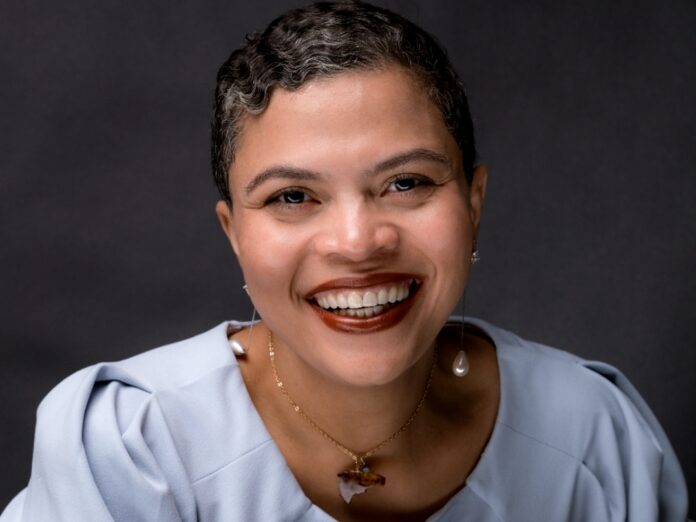 Carolina Beltré renuncia a Opción Democrática y critica falta de transparencia en el partido