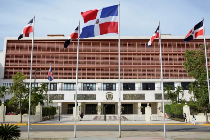 Aprobada la reforma constitucional que fusiona elecciones y disminuye la cantidad de diputados