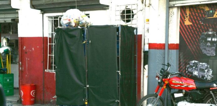 ProConsumidor advierte sobre el uso inadecuado de lonas para cubrir botellones de agua potable