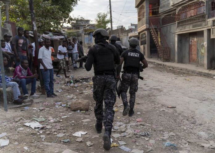 Más de 20 pandilleros haitianos abatidos en operativos contra la banda de Vitelhomme Innocent