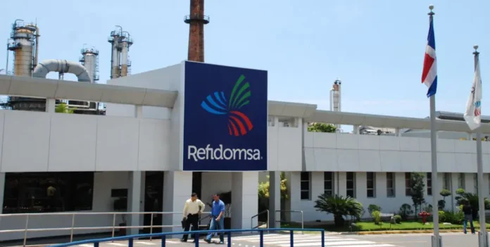 Refidomsa niega acusaciones sobre refinado ilegal de petróleo venezolano