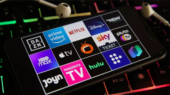 Reforma fiscal propone aplicar IVA a servicios digitales como Netflix, Uber y Spotify