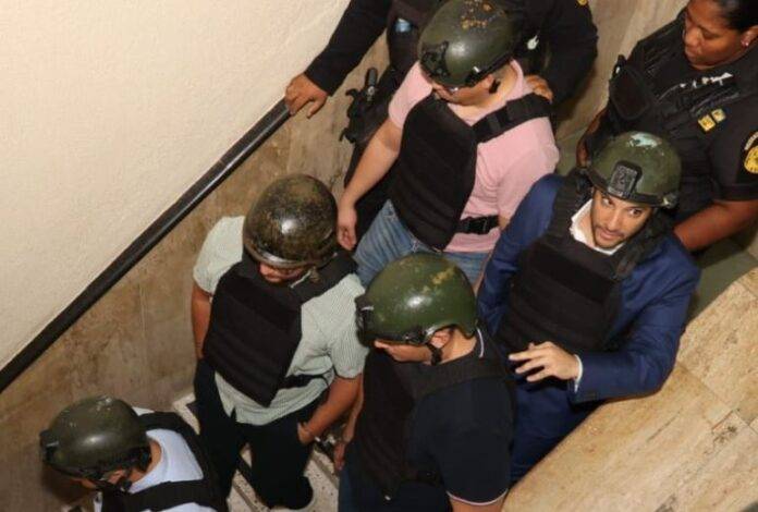 Aplazan para el martes solicitud de medida de coerción a vinculados en Operación Camaleón