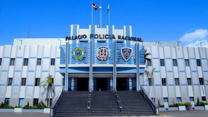 Once agentes de la Policía Nacional arrestados por presunta venta de cápsulas sustraídas